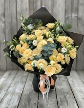 Букет цветов из:  Розы и Лизиантусы #REPLACE_PRED# Сонино