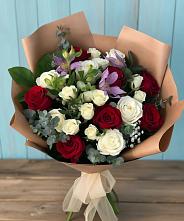 Букет цветов из:  Розы и Альстромерии #REPLACE_PRED# Сонино