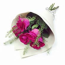 Букет цветов из:  Розы в Сонино