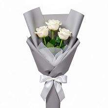 Букет 3 белые розы #REPLACE_PRED# Сонино