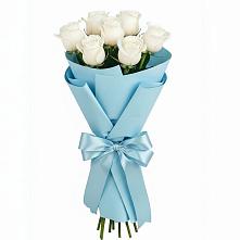 Букет 7 белых роз Проуд в Сонино