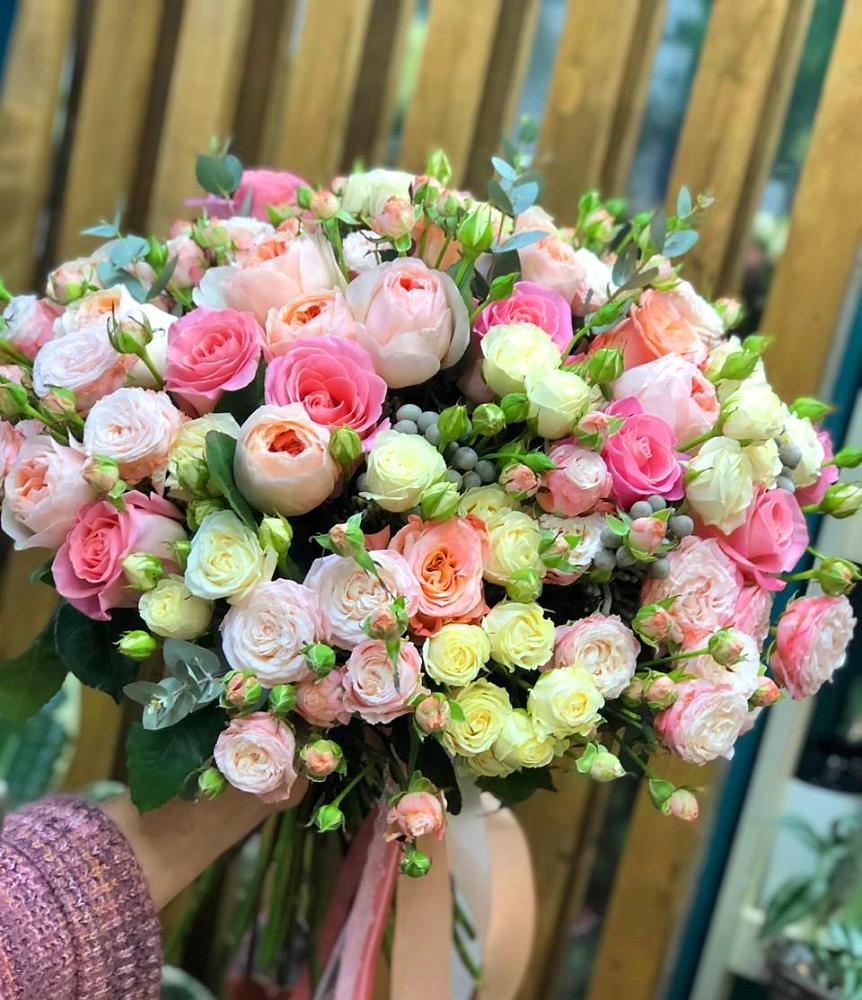 Букет цветов из: Розы в Сонино