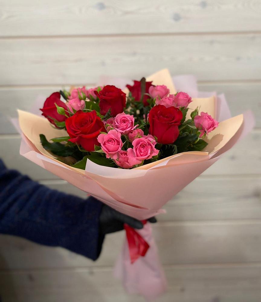 Букет цветов из: Розы в Сонино