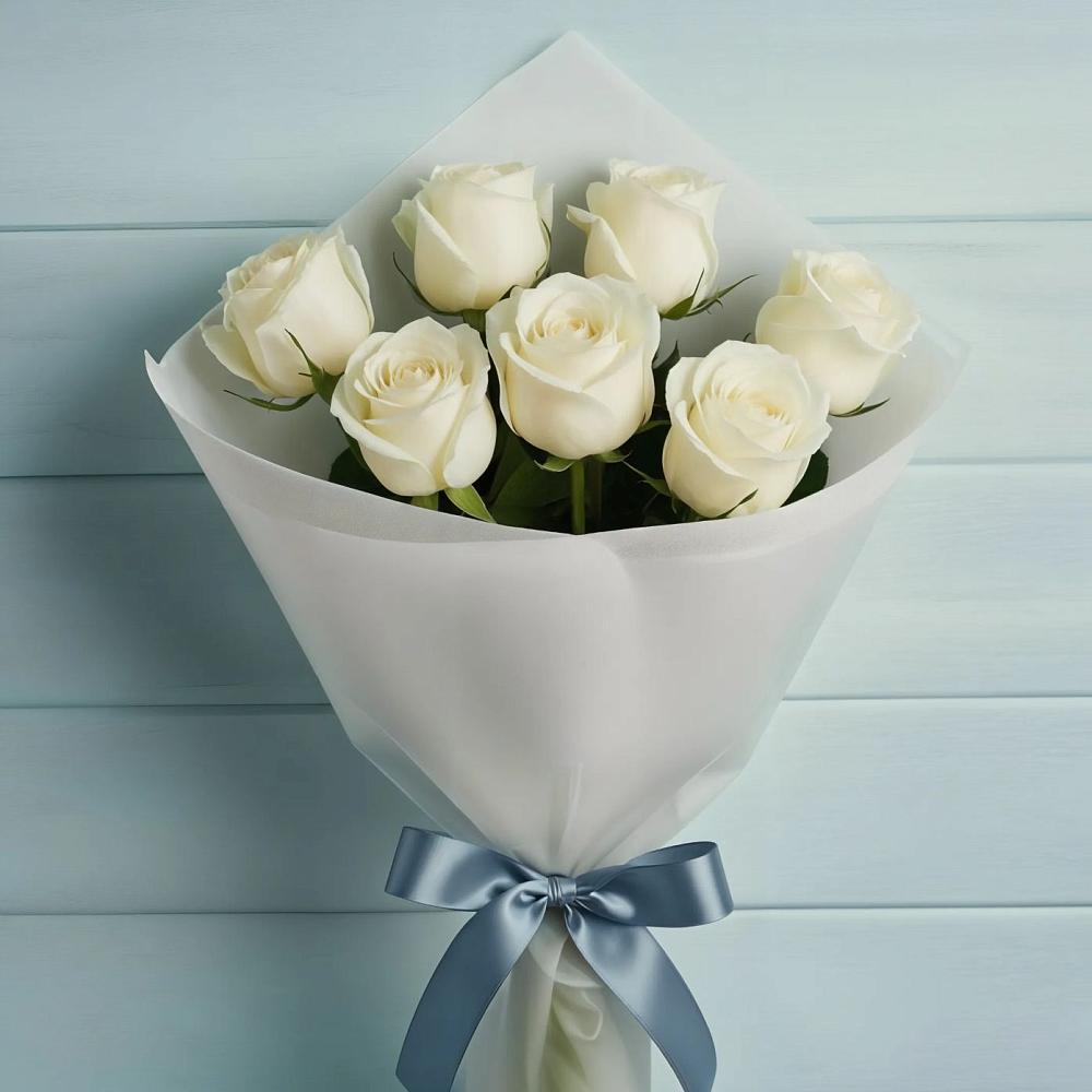 Букет 7 Белых роз Эдлесс Лав в Сонино