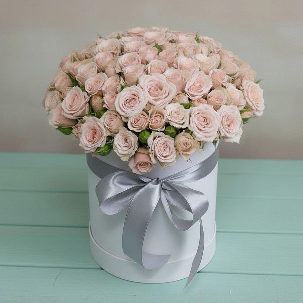 Цветочная композиция из Розы в шляпной коробке в Сонино